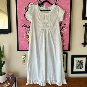 vintage 90s laura ashley nightgown / sz medium